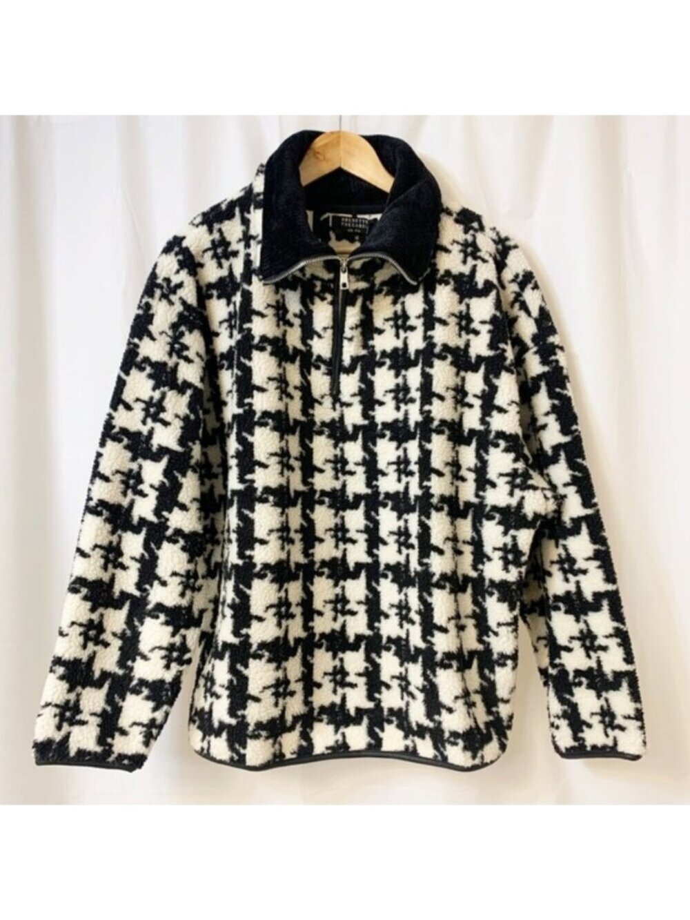 Brunette The Label Houndstooth 1/2 Zip Sherpa Small Medium NWT